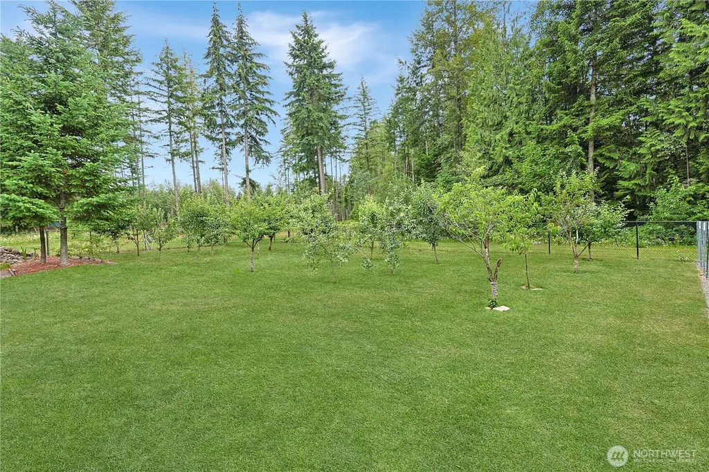 34620 32 Avenue E Eatonville WA 98328
