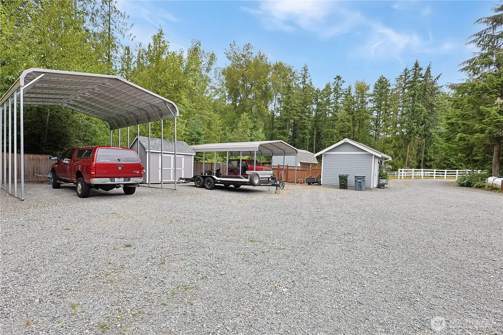 34620 32 Avenue E Eatonville WA 98328