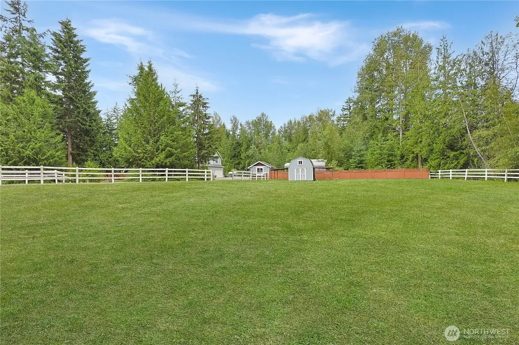 34620 32 Avenue E Eatonville WA 98328