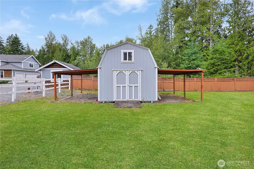 34620 32 Avenue E Eatonville WA 98328