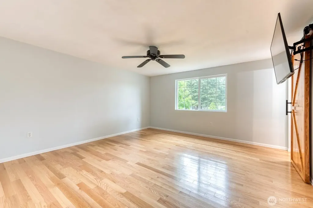 18427 Brandywine Court SW Rochester WA 98579