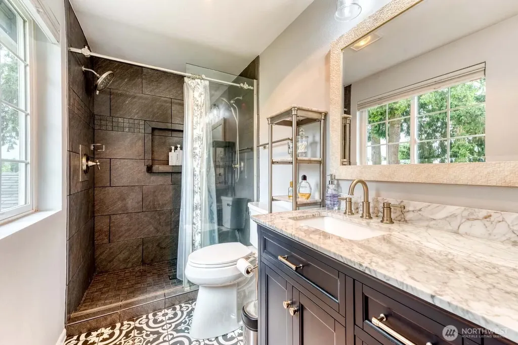 18427 Brandywine Court SW Rochester WA 98579