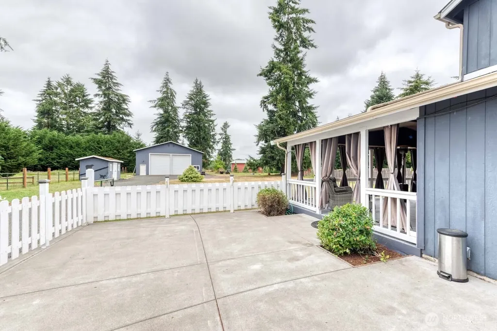 18427 Brandywine Court SW Rochester WA 98579