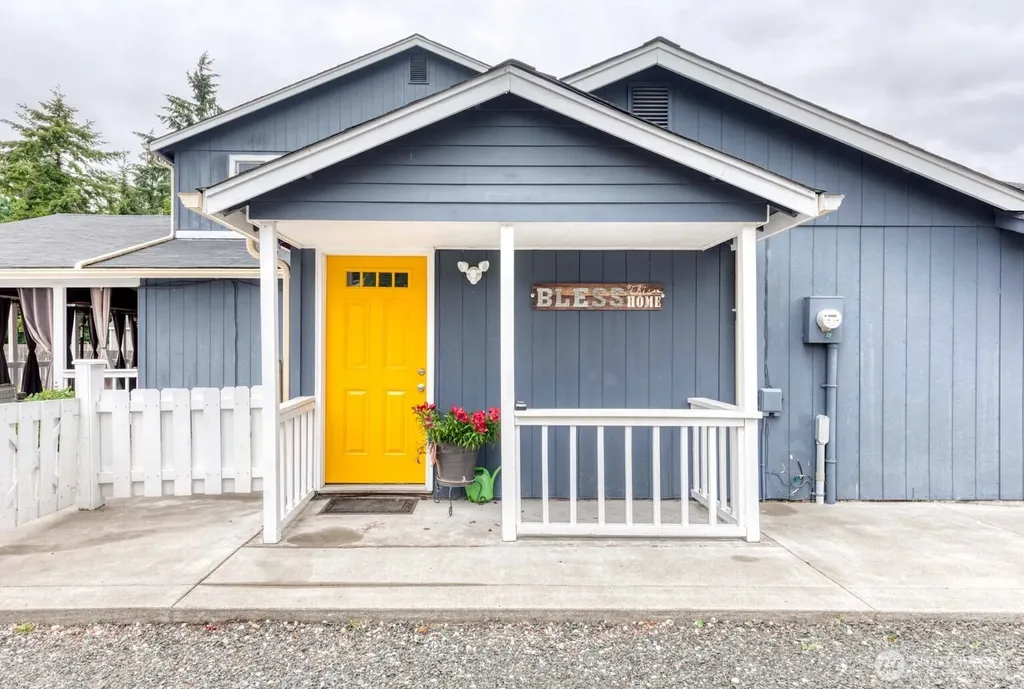 18427 Brandywine Court SW Rochester WA 98579