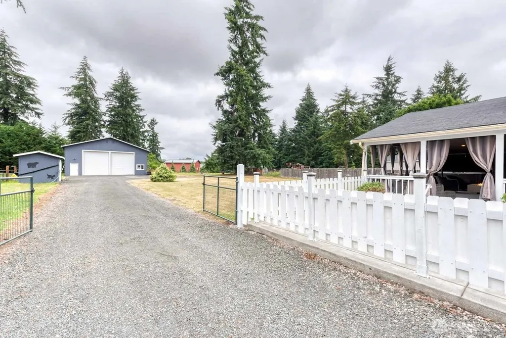 18427 Brandywine Court SW Rochester WA 98579