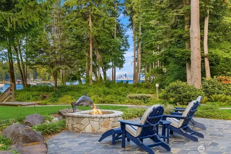 10374 Country Club Road Bainbridge Island WA 98110