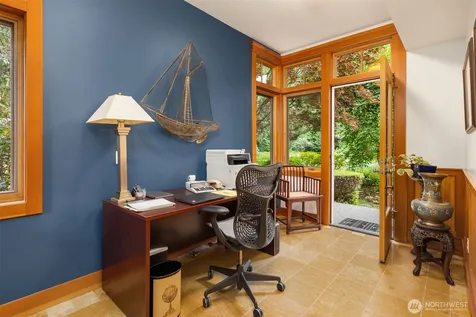 10374 Country Club Road Bainbridge Island WA 98110