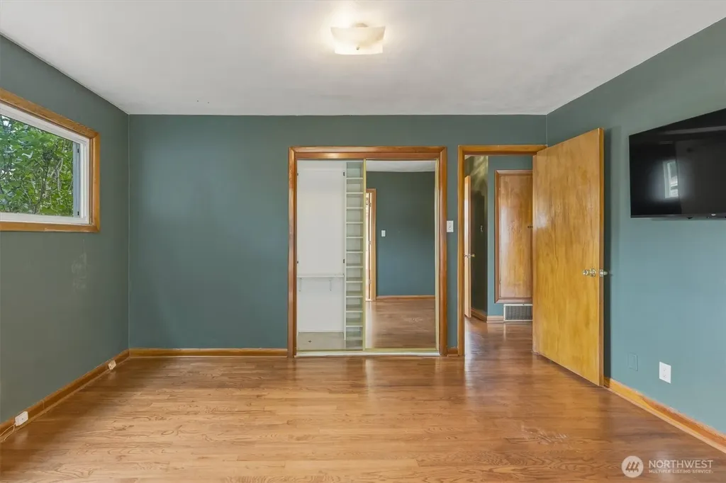 716 Woodard Avenue NE Castle Rock WA 98611