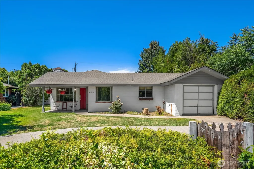 314 N 40th Avenue Yakima WA 98908