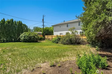 314 N 40th Avenue Yakima WA 98908