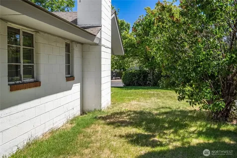 314 N 40th Avenue Yakima WA 98908