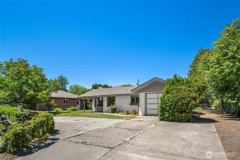 314 N 40th Avenue Yakima WA 98908