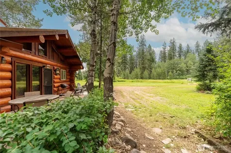 40 Wolf Ridge Lane Winthrop WA 98862