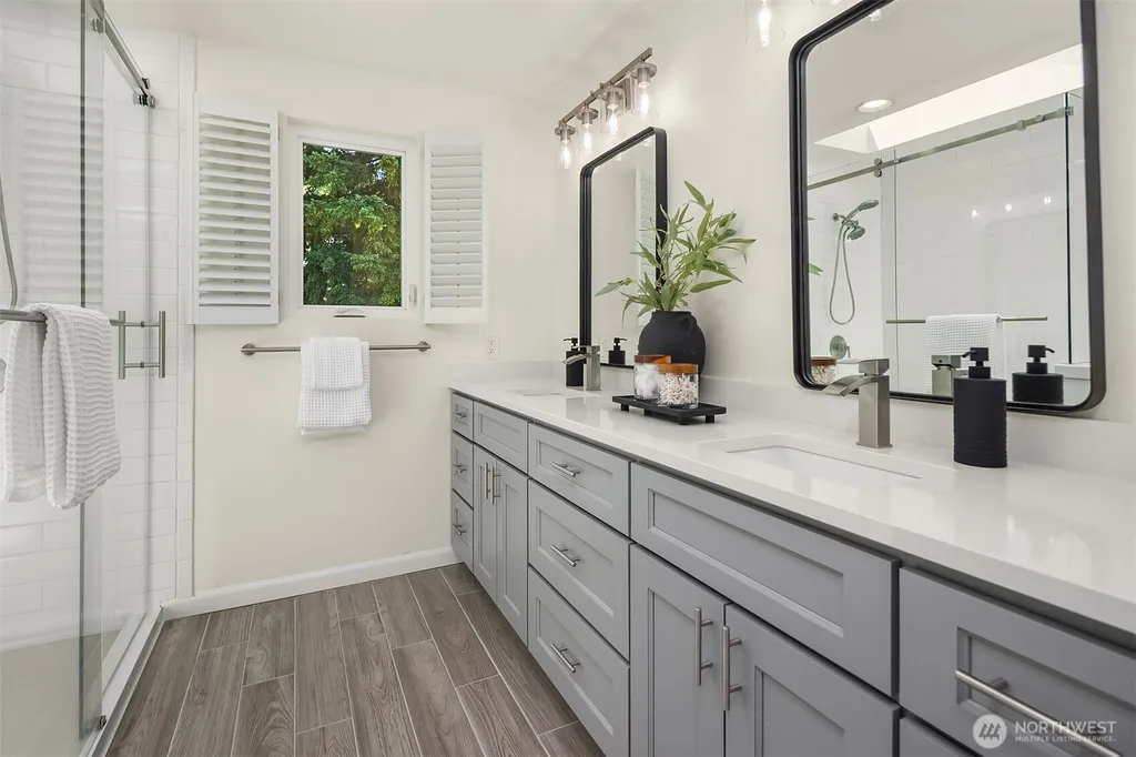 16910 118th Avenue NE Bothell WA 98011