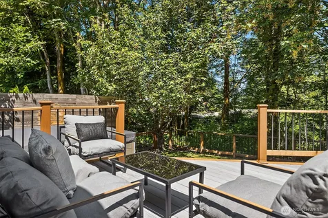 16910 118th Avenue NE Bothell WA 98011