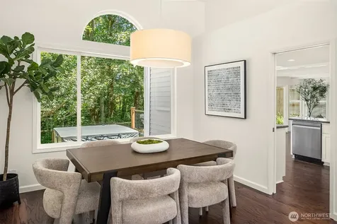 16910 118th Avenue NE Bothell WA 98011