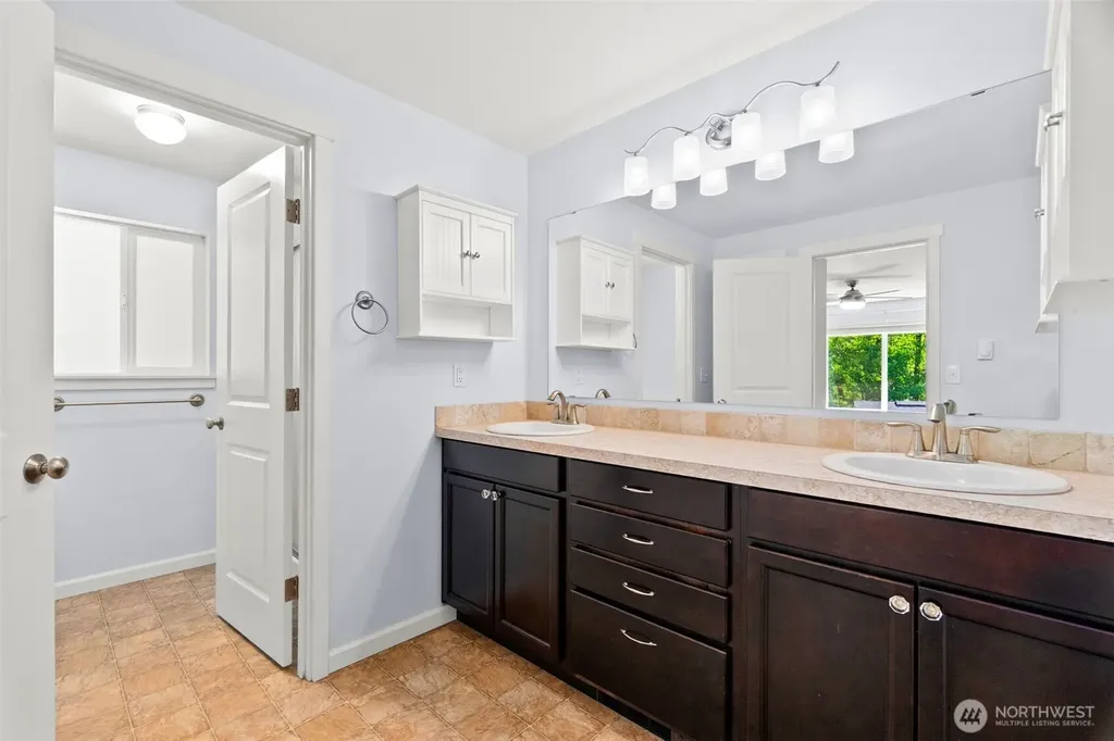 59 Timothy Lane E Elma WA 98541