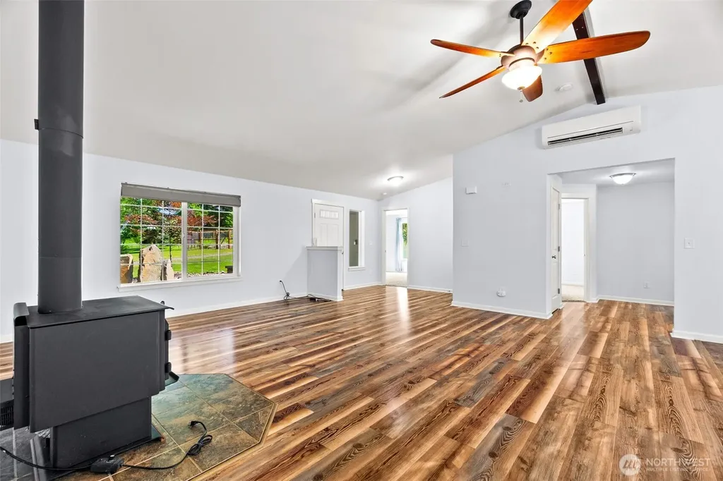 59 Timothy Lane E Elma WA 98541