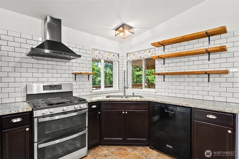 59 Timothy Lane E Elma WA 98541