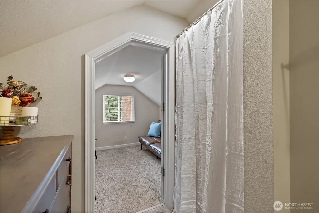 5606 Vickery Avenue E Tacoma WA 98443
