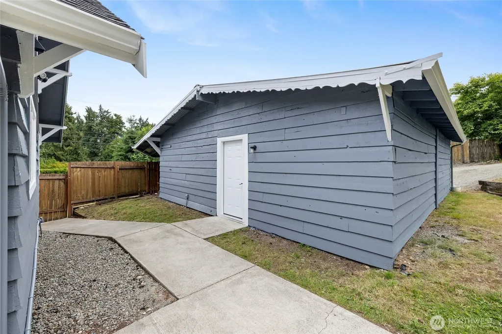 5606 Vickery Avenue E Tacoma WA 98443