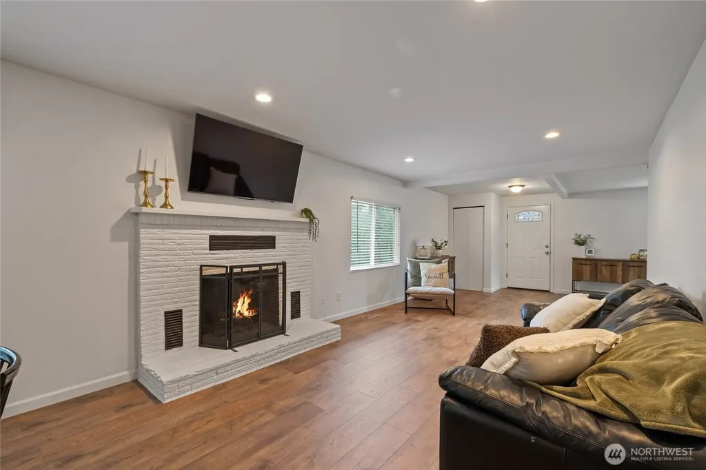 5606 Vickery Avenue E Tacoma WA 98443