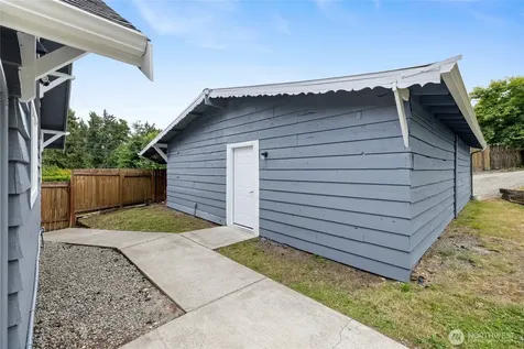 5606 Vickery Avenue E Tacoma WA 98443