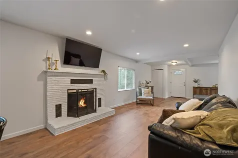 5606 Vickery Avenue E Tacoma WA 98443