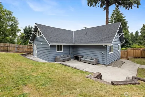 5606 Vickery Avenue E Tacoma WA 98443