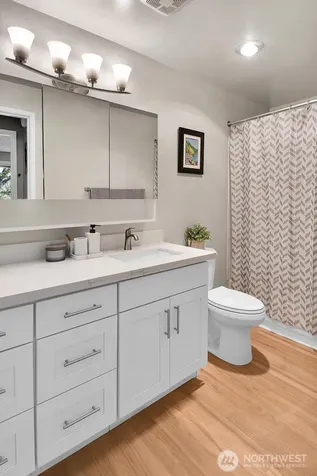 7217 NE 175th Street Kenmore WA 98028