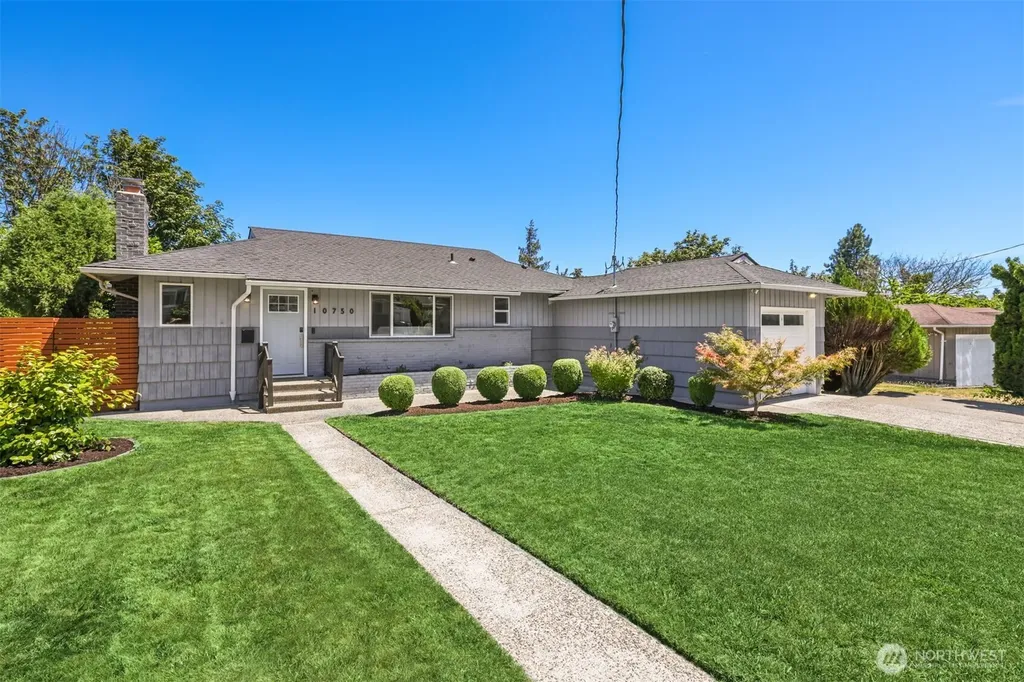 10750 66th Avenue S Seattle WA 98178