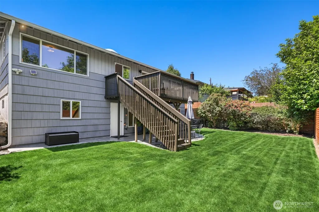 10750 66th Avenue S Seattle WA 98178