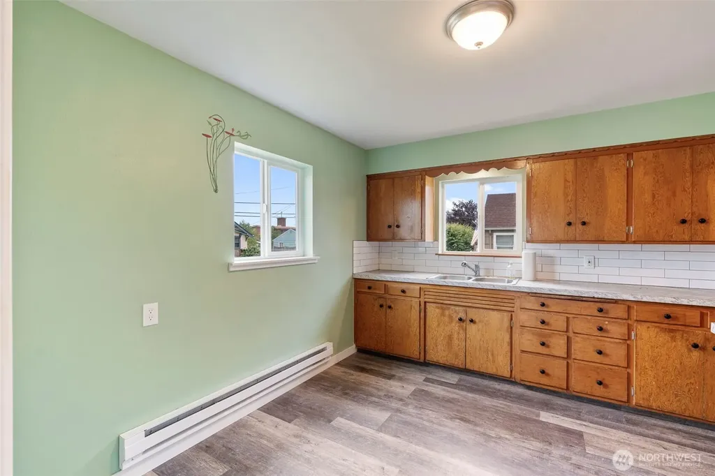 772 SW Mcfadden Avenue Chehalis WA 98532