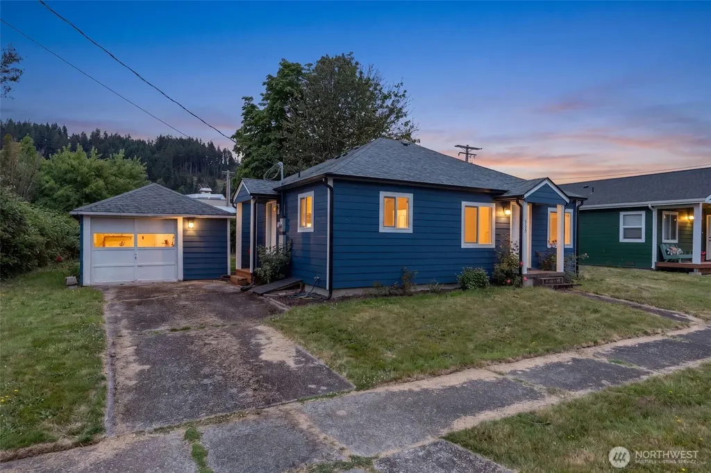 772 SW Mcfadden Avenue Chehalis WA 98532