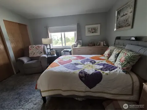 10 Broadway Street Loomis WA 98827