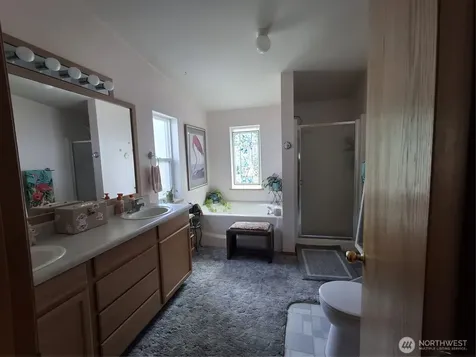 10 Broadway Street Loomis WA 98827