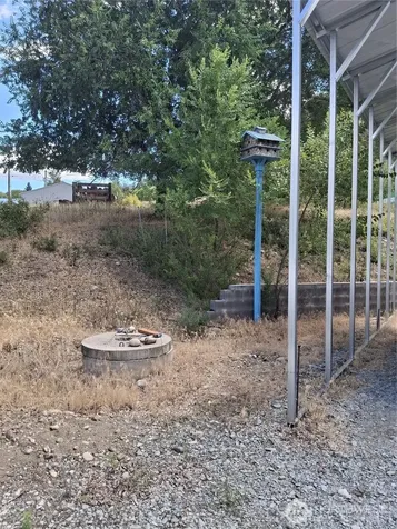 10 Broadway Street Loomis WA 98827