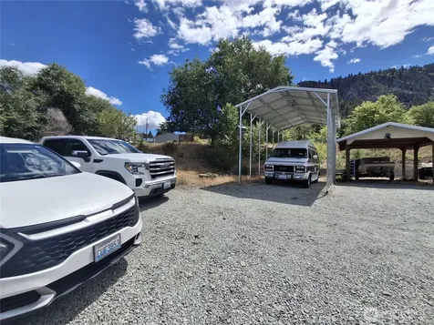 10 Broadway Street Loomis WA 98827