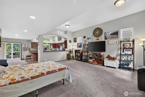 403 Jeff Street Mount Vernon WA 98274