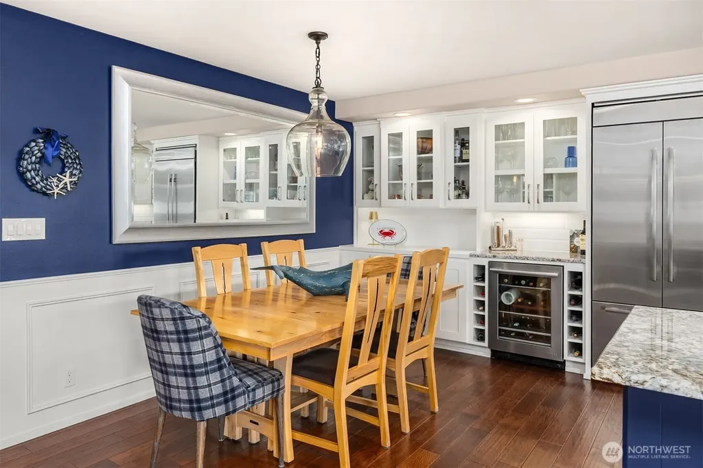 18211 Fjord Drive NE Poulsbo WA 98370