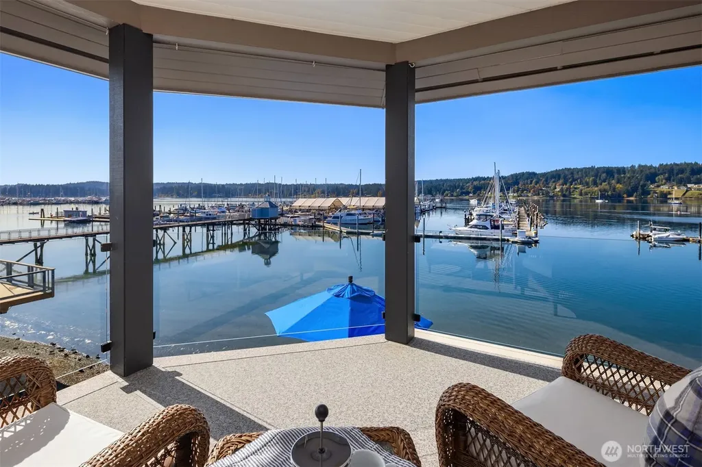 18211 Fjord Drive NE Poulsbo WA 98370