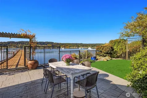 18211 Fjord Drive NE Poulsbo WA 98370