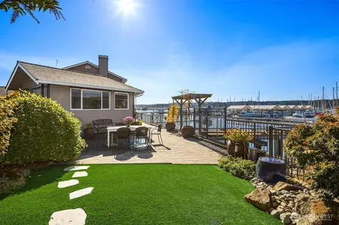18211 Fjord Drive NE Poulsbo WA 98370