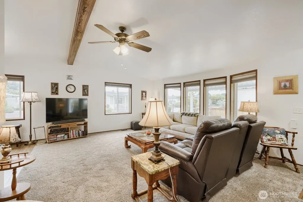 1402 22nd Street NE Auburn WA 98002