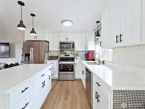 6518 Elliott Way Everett WA 98203