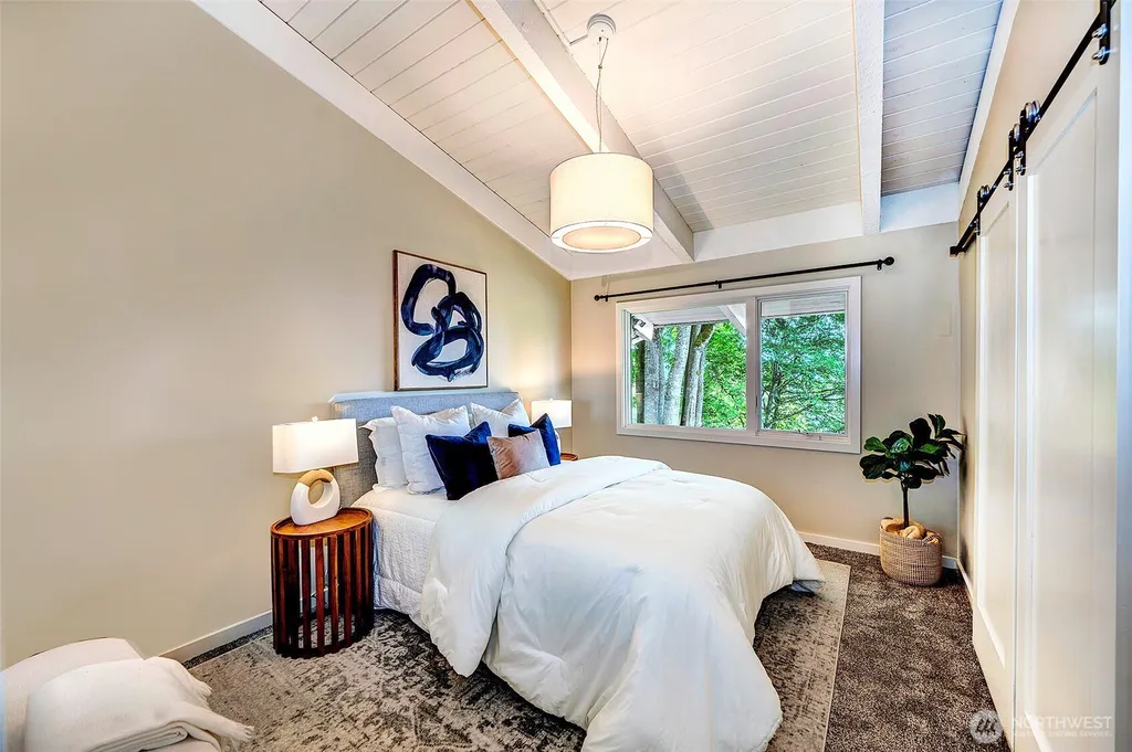 7026 156th Street SW Edmonds WA 98026