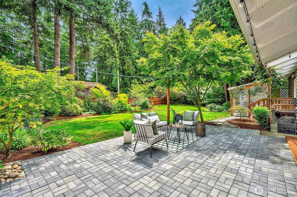 7026 156th Street SW Edmonds WA 98026