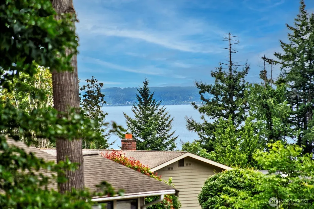 7026 156th Street SW Edmonds WA 98026