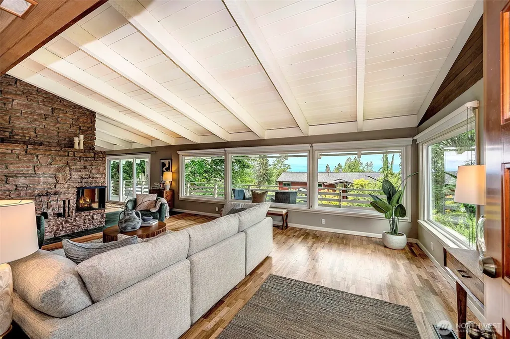 7026 156th Street SW Edmonds WA 98026