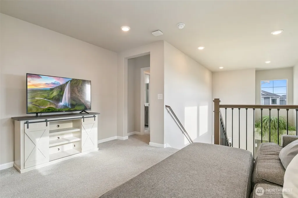 20438 SE 256th Street Covington WA 98042